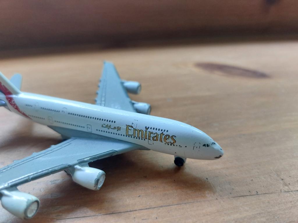 Vliegtuig emirates airbus A380 schaalmodel, Ophalen of Verzenden, Overige typen