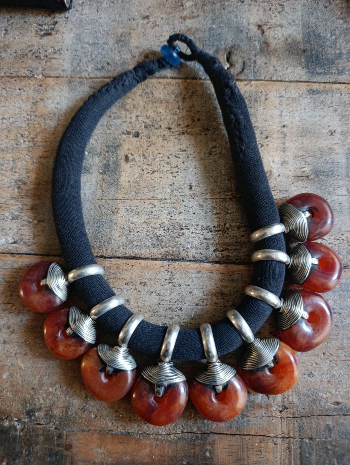 antieke zeer aparte ketting met barnsteen donuts, Ophalen of Verzenden, Overige materialen, Ketting