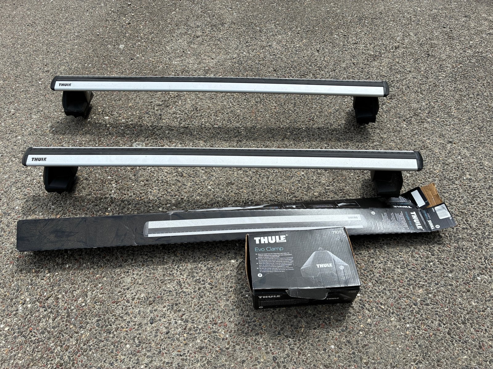 Thule WingBar Evo 127 dakdragers voor Prius Wagon, Verzenden, Zo goed als nieuw