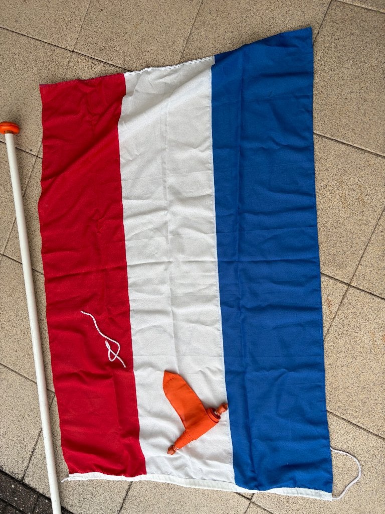 Nederlandse vlag, wimpel en vlaggestok, Ophalen, Zo goed als nieuw
