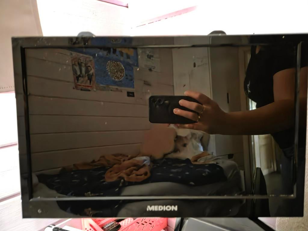 Kleine Medion TV - DVD speler defect, rest werkt, Ophalen of Verzenden, 50 Hz, Overige merken
