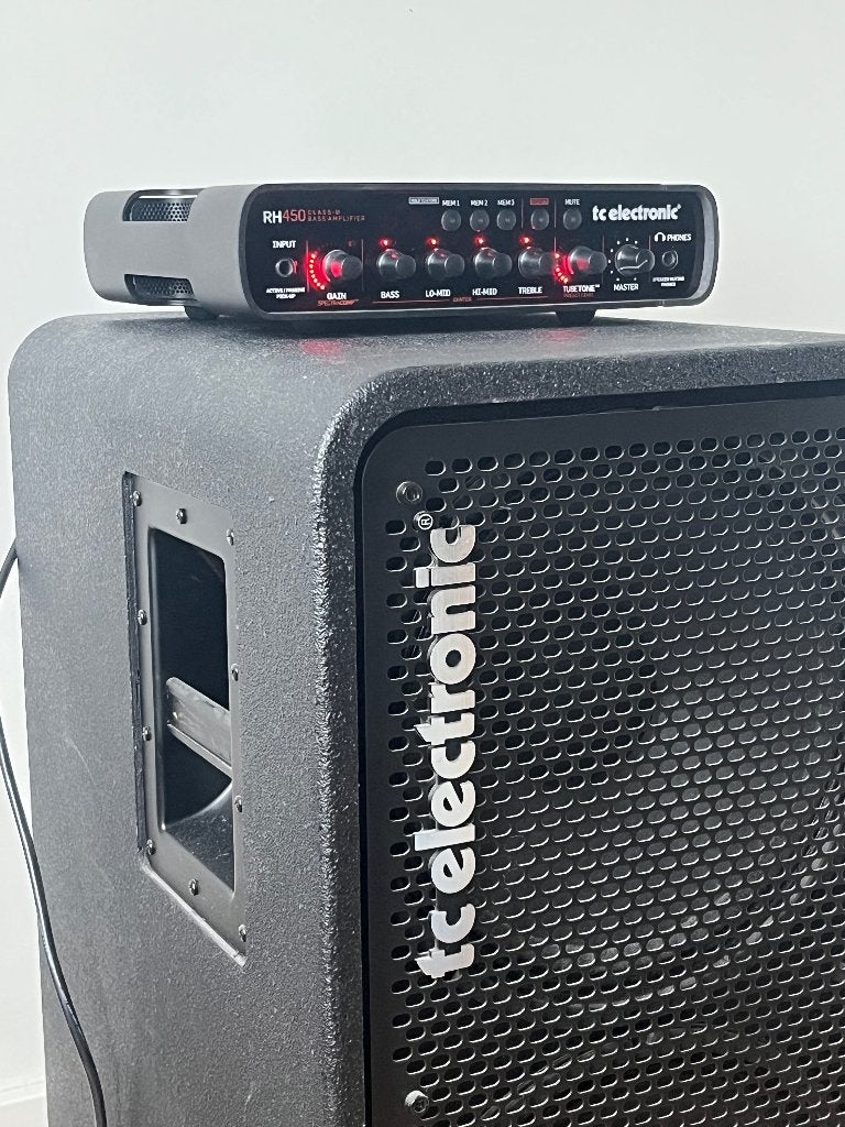 TC Electronic RH-450 versterker + RS212 cabinet (nieuwstaat), Ophalen, Zo goed als nieuw, Basgitaar, 100 watt of meer