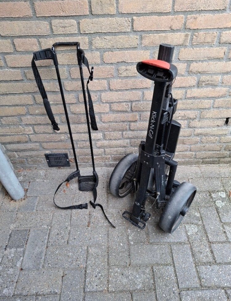 Foto 7 van Klick-N-Go Golf trolley - Handige en compacte golftrolley