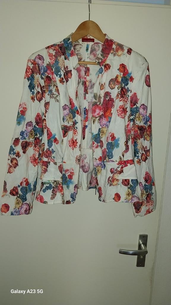 Laura di Sarpi Jasje met Bloemenprint - Maat L, Overige kleuren, Maat 42/44 (L), Ophalen of Verzenden, Zo goed als nieuw