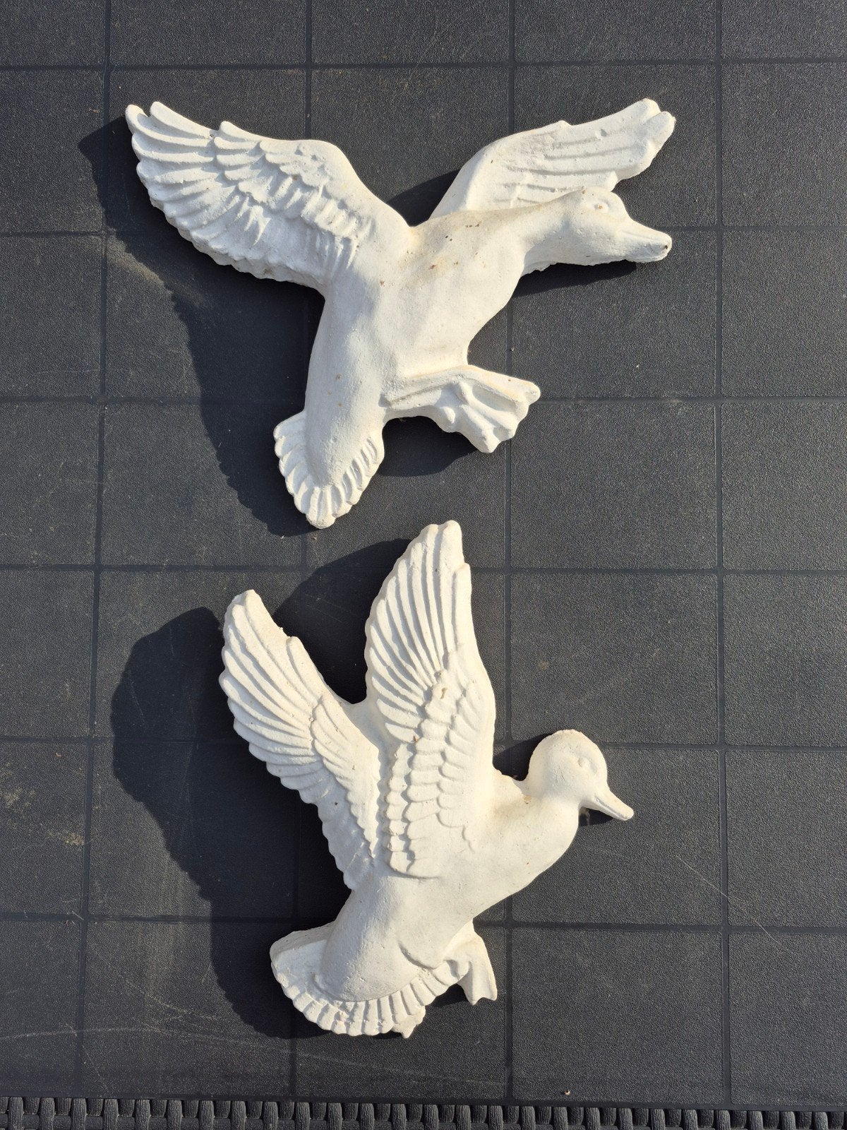 2 betonnen vogels, Ophalen, Gebruikt