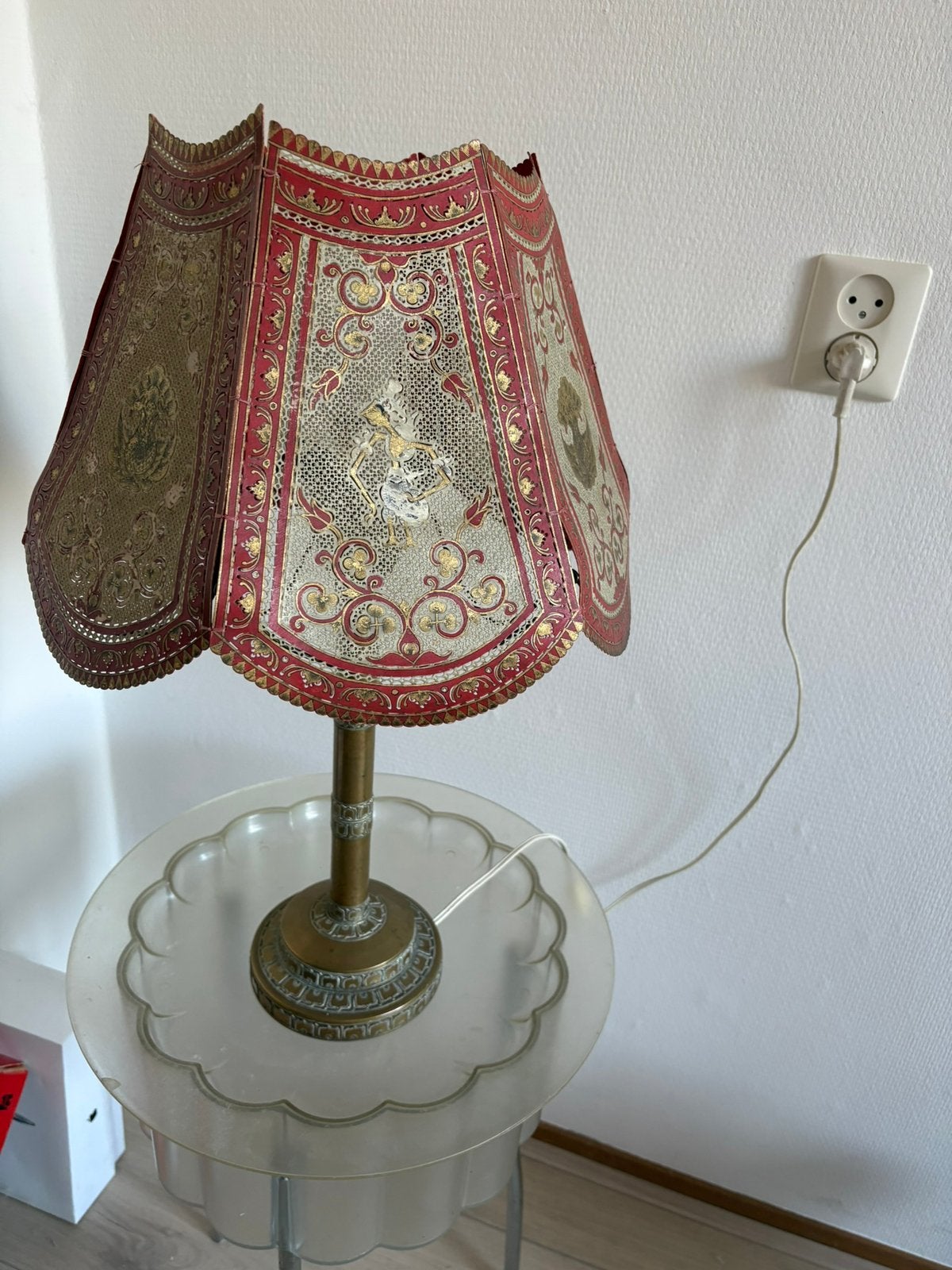 Antieke lamp uit Indonesië Wajang Kulit, Ophalen of Verzenden