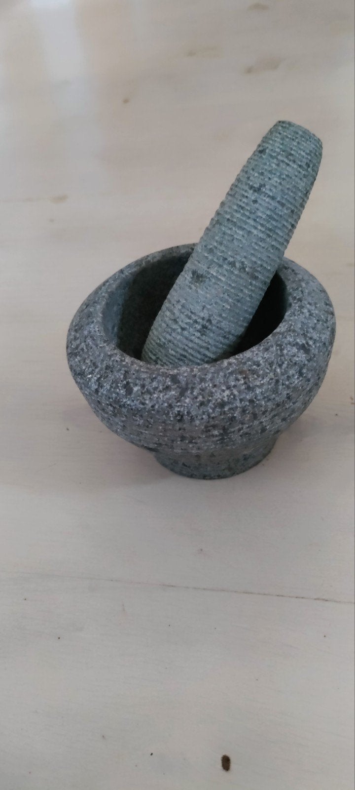 Robuuste granieten vijzel en stamper, Ophalen of Verzenden, Steen/keramiek, Grijs, Overige merken