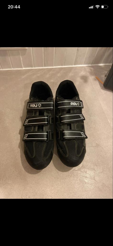 Agu fietsschoenen maat 41 - racefiets & MTB (incl. SPD), Fietsen en Brommers, Fietsaccessoires | Fietskleding, Ophalen of Verzenden