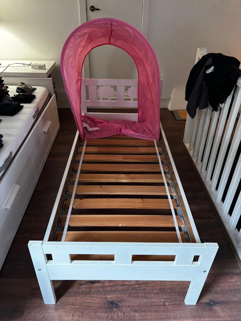 2x Ikea peuterbed Kritter met tentje, Ophalen of Verzenden, 140 tot 160 cm, 70 tot 85 cm