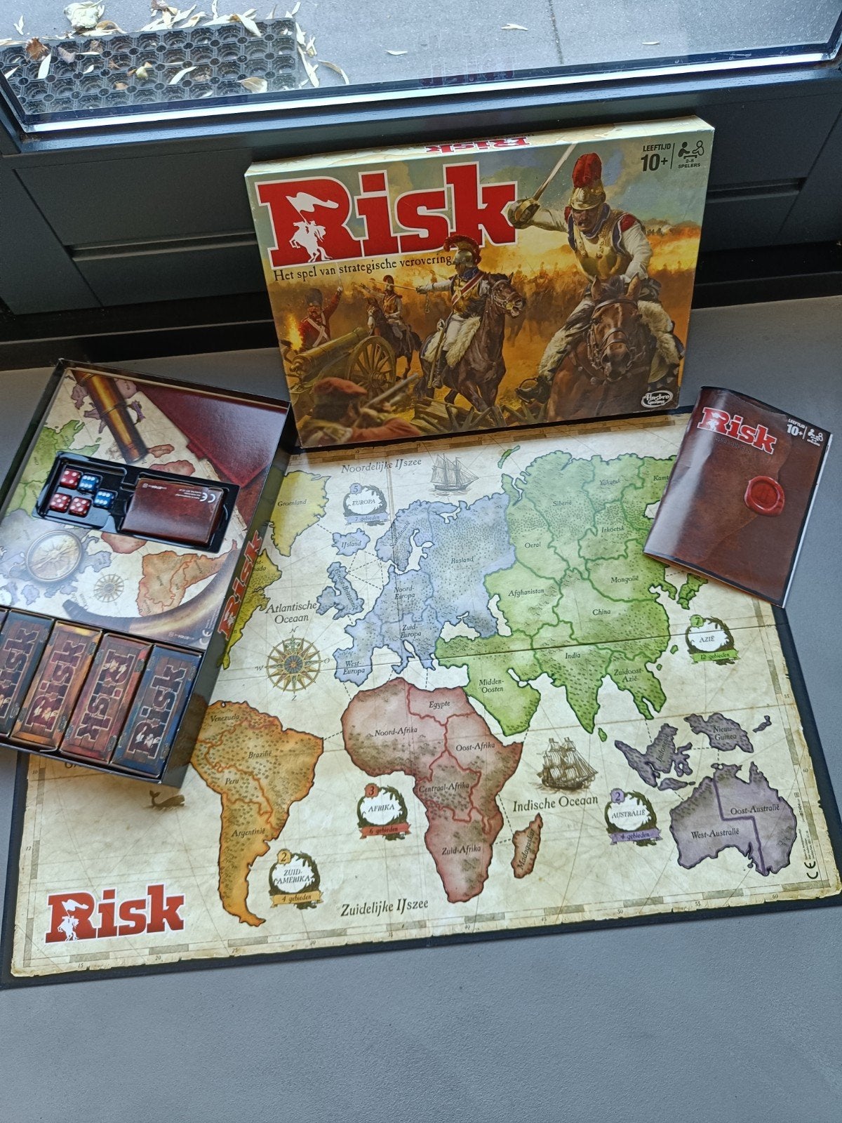 risk, bordspel, Vijf spelers of meer, Ophalen of Verzenden, Zo goed als nieuw