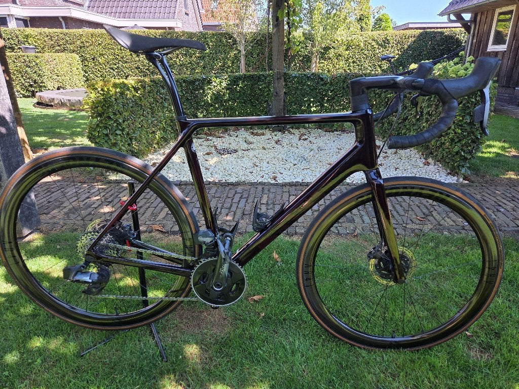 Canyon Endurace CF SLX - SRAM Force AXS-Quarq-Reynolds AR41, 28 inch, Carbon, Heren, Zo goed als nieuw