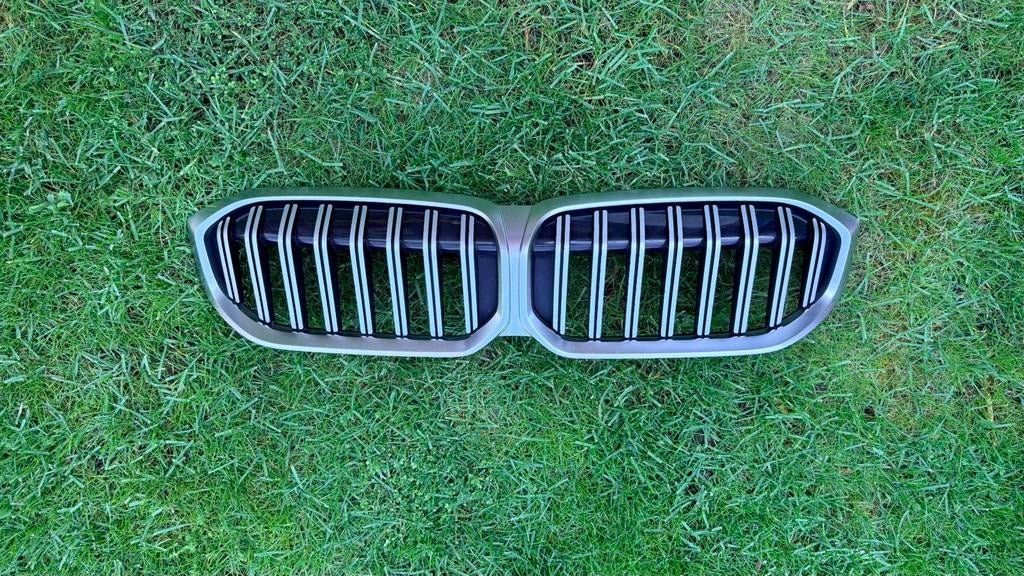Grill BMW 3 serie sedan/touring G20/G21, Ophalen, Gebruikt, Voor, Bumper