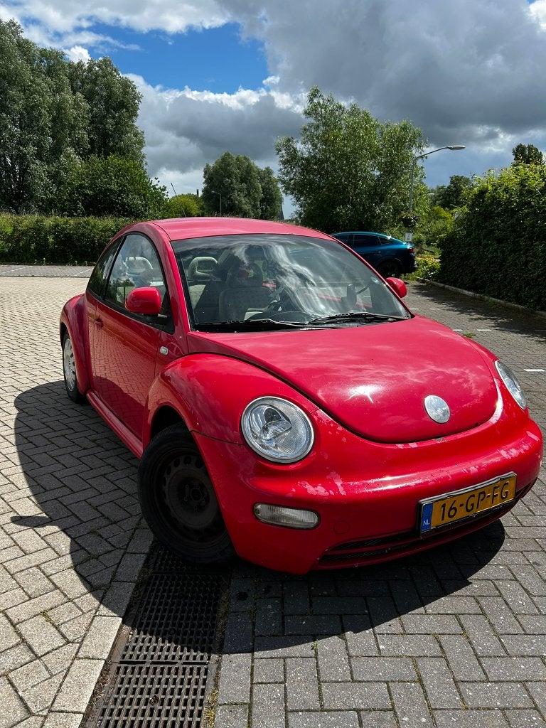 Volkswagen Beetle (Kever) 2.0 85KW 2001 Rood, Auto's, Volkswagen, Voorwielaandrijving, 4 cilinders, 1984 cc, 4 stoelen
