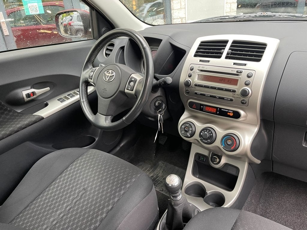 Toyota Urban Cruiser 1.3 VVT-i | Airco | Nieuwe APK Weinig k, Auto's, 101 pk, Gebruikt, 4 cilinders, 49 €/maand