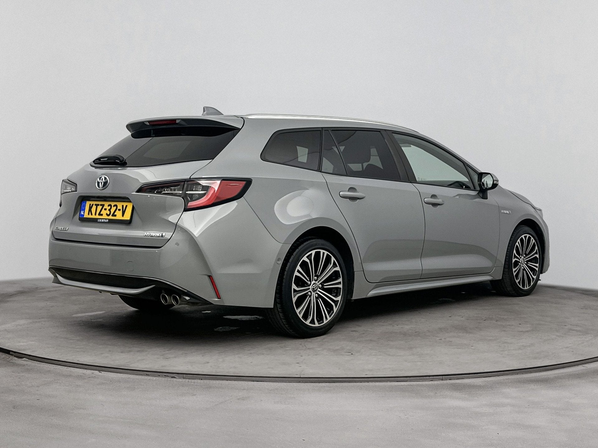 Toyota Corolla Touring Sports 2.0 Hybrid Style | Voorruit-St, Auto's, Gebruikt, 4 cilinders, 179 pk, Corolla