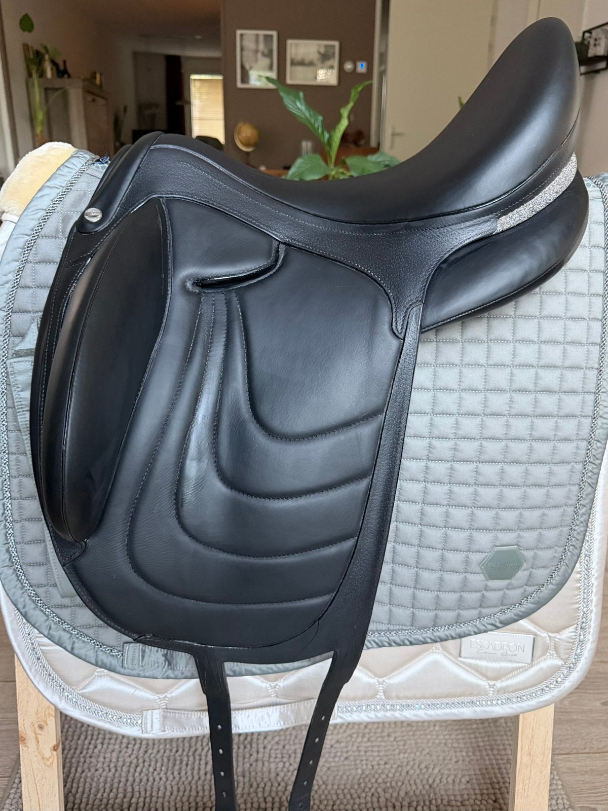 Devoucoux Makila Harmonie dressuurzadel, 17,5 Medium boom, Ophalen, Zo goed als nieuw, Dressuur