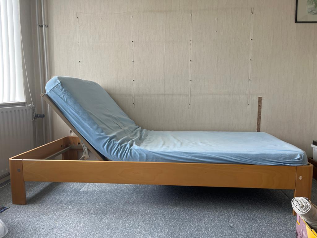 Eenpersoons vintage Auping Auronde, verstelbaar, Huis en Inrichting, Slaapkamer | Bedden, Verstelbaar, 90 cm, Eenpersoons, Bruin