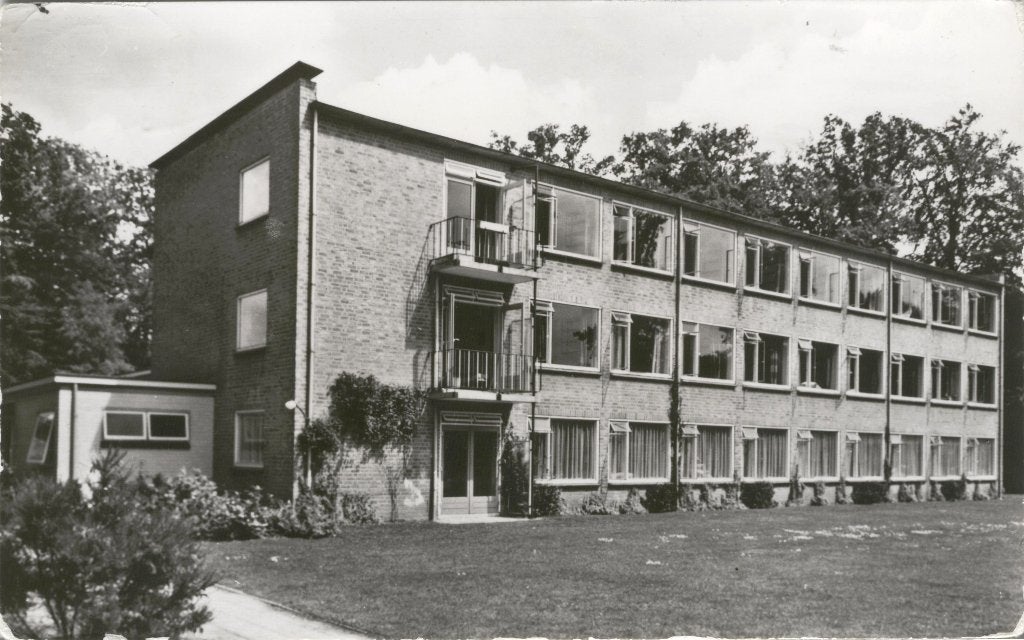 Driebergen Kerk en Wereld De Voorhof 1978, Verzenden, 1960 tot 1980, Gelopen, Utrecht