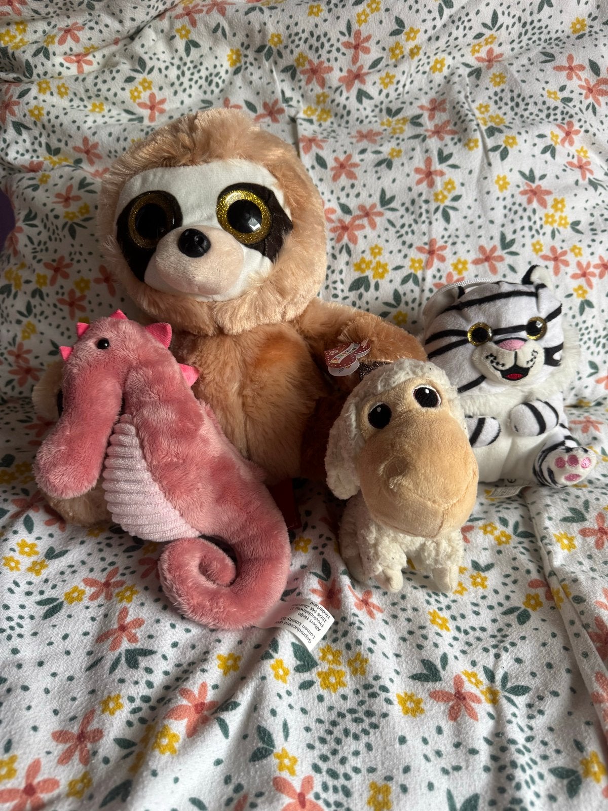 Leuke knuffels: luiaard, zeepaardje, schaap en tijger, Kinderen en Baby's, Gebruikt, Overige karakters, Overige typen, Ophalen of Verzenden