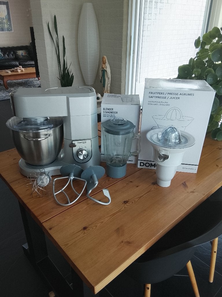 Domo DO9079KR - Keukenrobot PRO - 6,7L - 1500W, 4 liter of meer, Ophalen, Zo goed als nieuw, 3 snelheden of meer