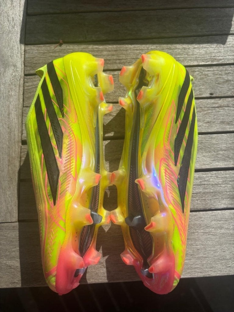 Voetbalschoenen, Maat XS of kleiner, Schoenen, Ophalen of Verzenden, Zo goed als nieuw