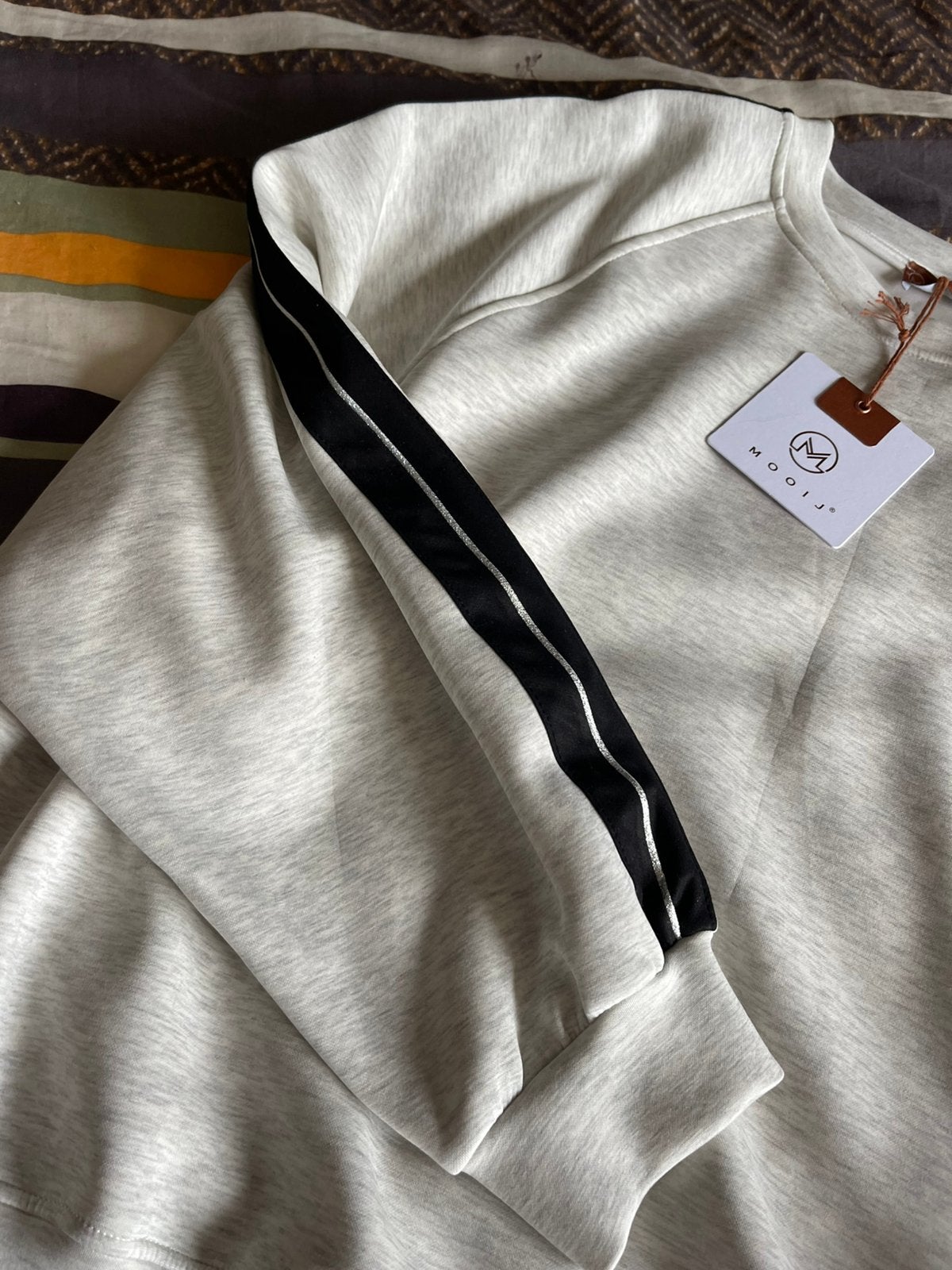Mooij sweater nieuw 42 tot 46, Kleding | Dames, Ophalen, Zo goed als nieuw, Maat 42/44 (L)