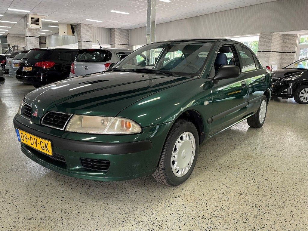 Mitsubishi CARISMA 1.9 TD NAP Youngtimer Airco Perfecte staa, Auto's, Mitsubishi, Huisgarantie, 4 cilinders, Met garantie (alle)