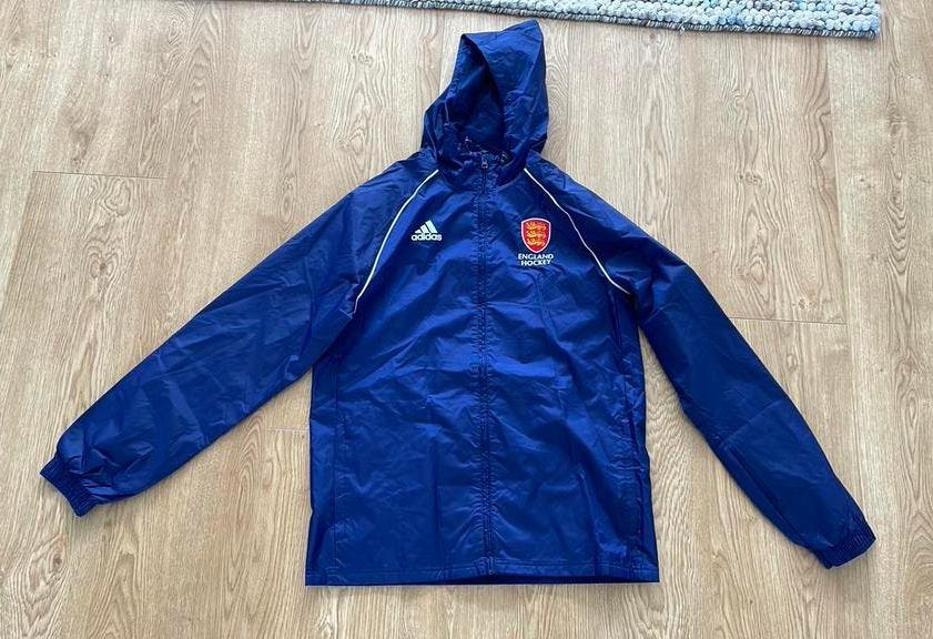 Nieuwe Medium heren engeland hockey jas, Ophalen of Verzenden, Nieuw, Regenjas