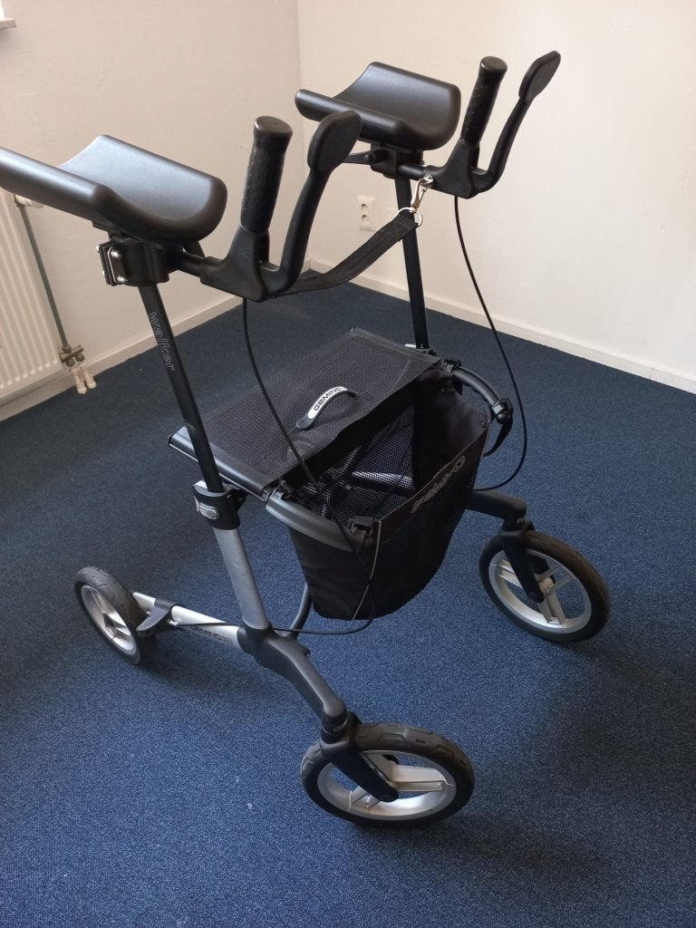 Elleboog rollator, Ophalen, Opvouwbaar, Gebruikt