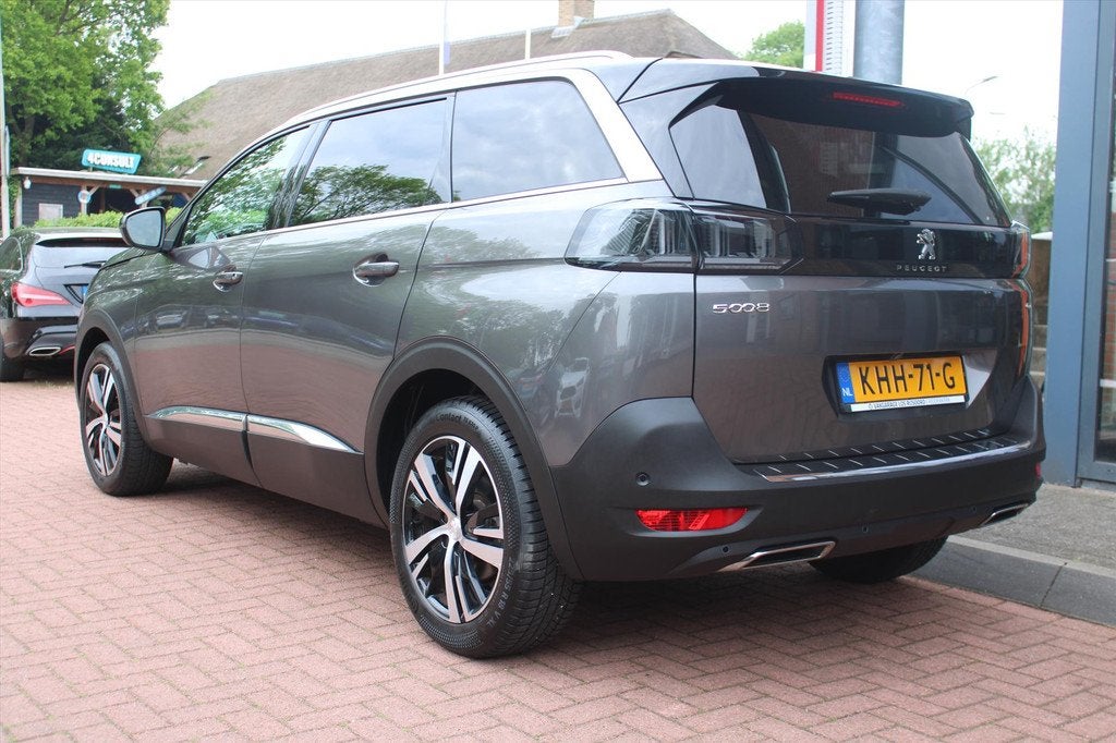 PEUGEOT 5008 1.2 PureTech Aut.*GT* | 7p | Carplay | Camera |, Gebruikt, 1199 cc, Bedrijf, 600 kg