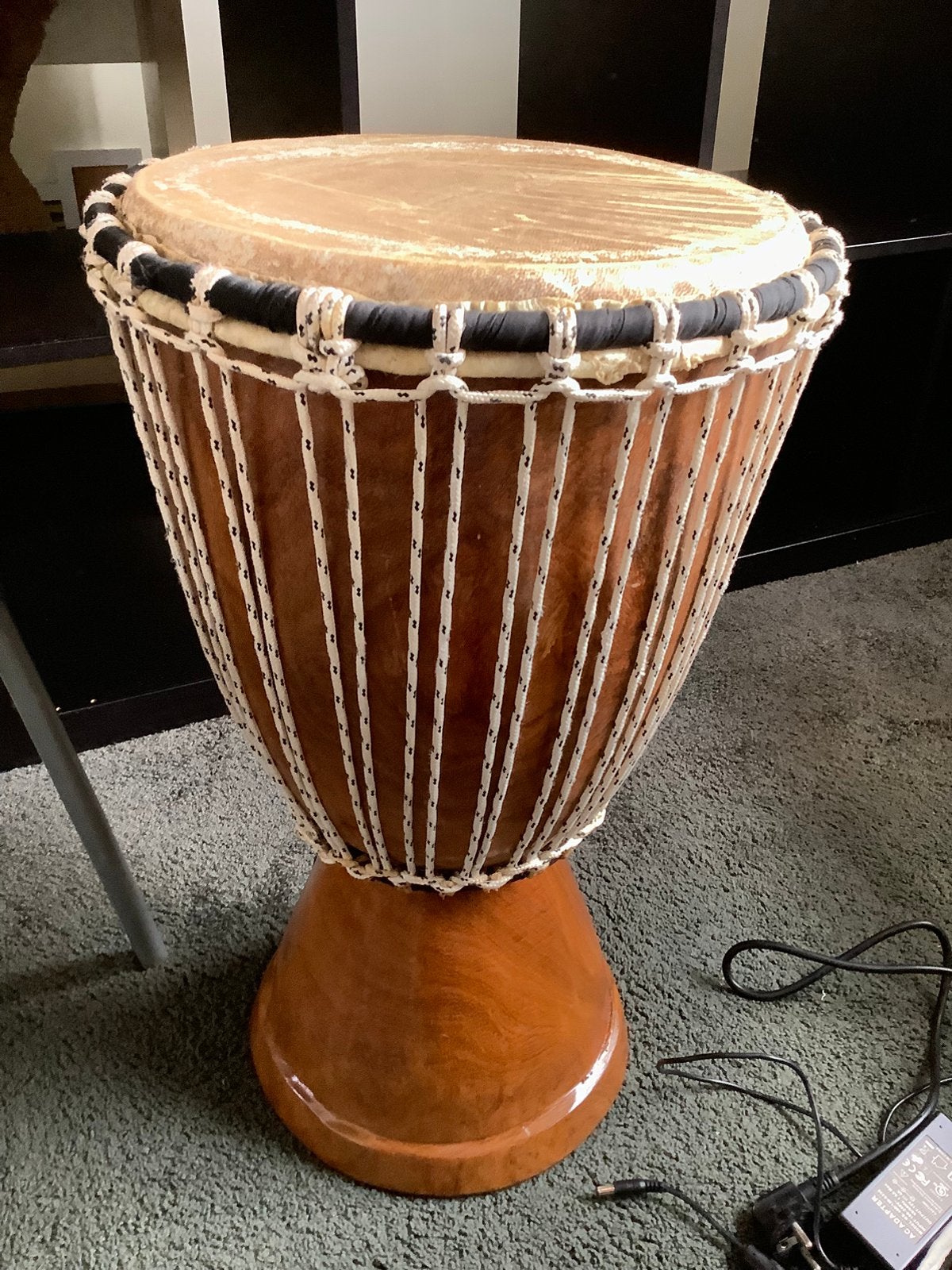 Djembé in draagzak, Muziek en Instrumenten, Ophalen, Zo goed als nieuw, Trommel