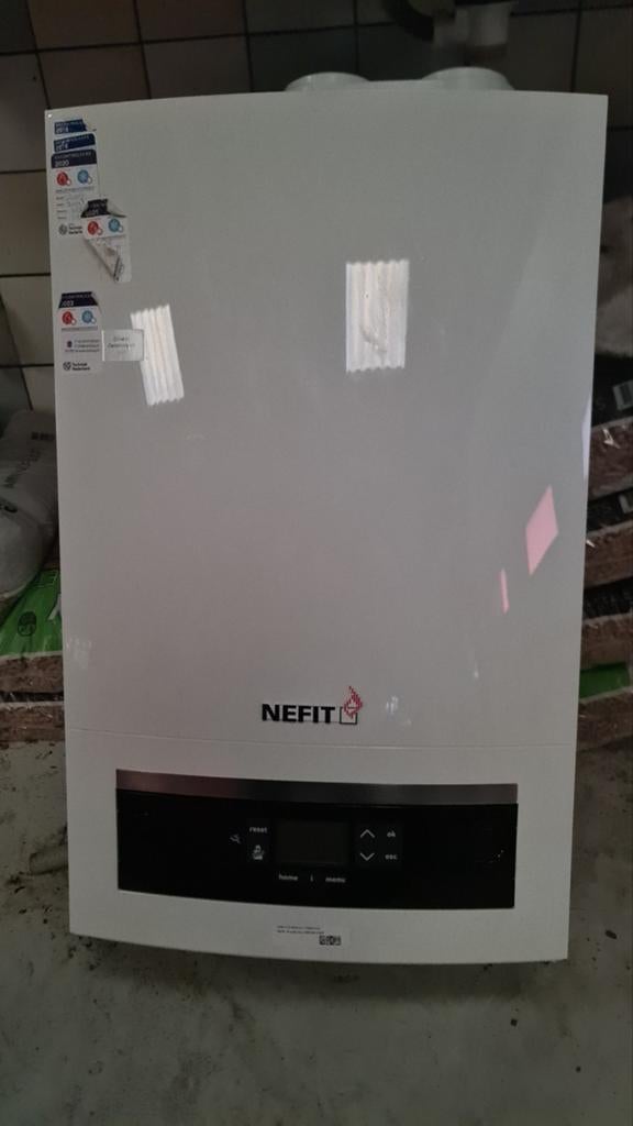 Zeer zuinige Nefit HRC30 RW5 aangeboden!, Doe-het-zelf en Verbouw, Geisers en Boilers, Aardgas, Ophalen of Verzenden, Minder dan 20 liter