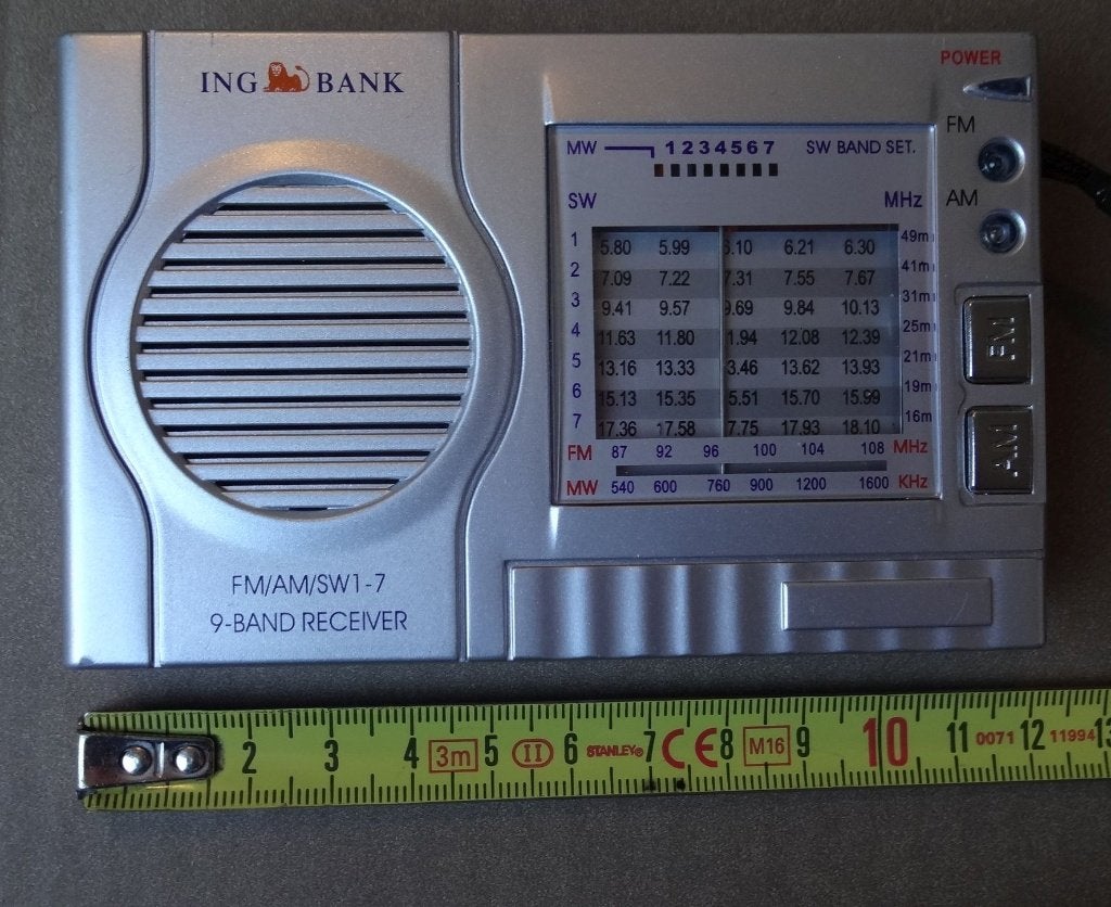 NOODradio nodig ? mooie kleine radio op batterijen, Ophalen of Verzenden, Zo goed als nieuw, Radio