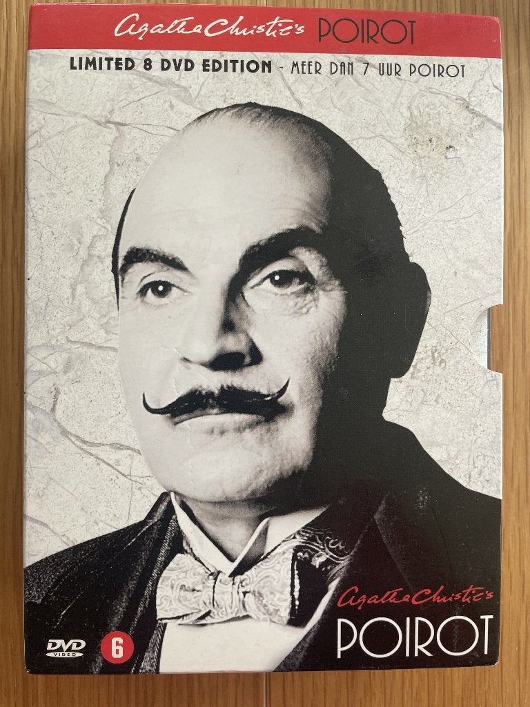 Poirot Agata Cristie, Ophalen of Verzenden, Zo goed als nieuw, Thriller, Boxset
