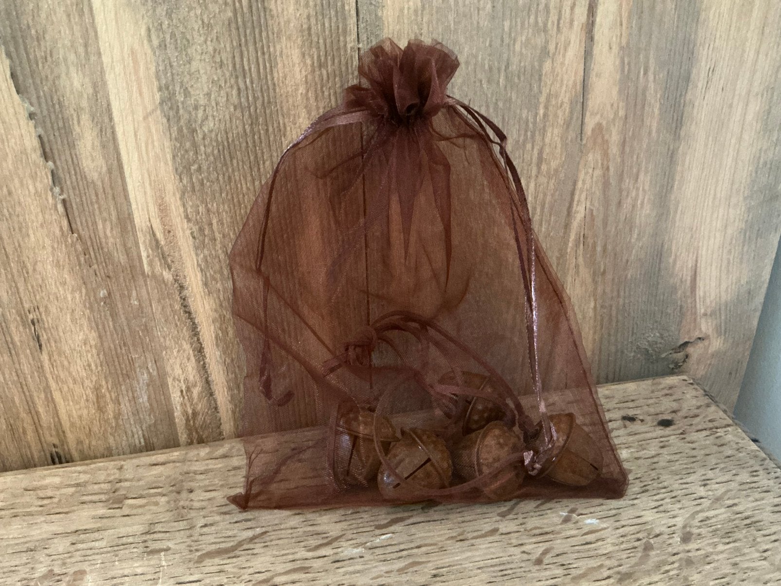 NIEUW organze zakje met hanger met dennenappel belletjes, Ophalen of Verzenden, Nieuw