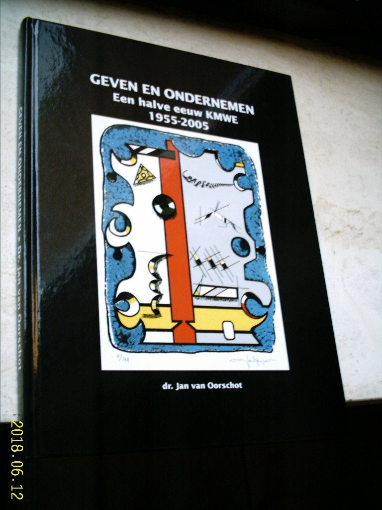 Een halve eeuw KMWE (Eindhoven, Strijp)., Ophalen of Verzenden, Zo goed als nieuw