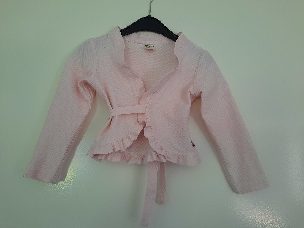 Supercute schattig roze wikkelvestje vest Jottum 116, Kinderen en Baby's, Kinderkleding | Maat 116, Meisje, Jottum, Trui of Vest