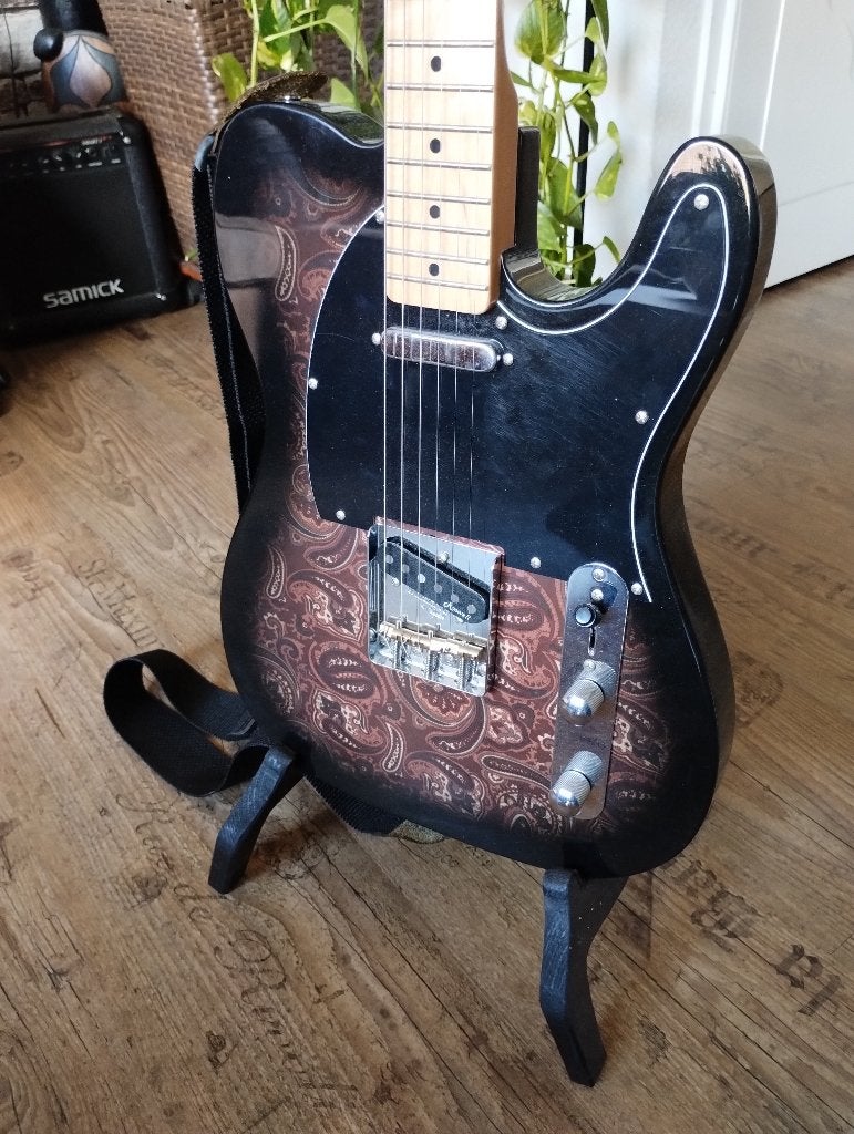 Harley Benton Paisley, Ophalen of Verzenden, Zo goed als nieuw, Elektrisch, 6-snarig