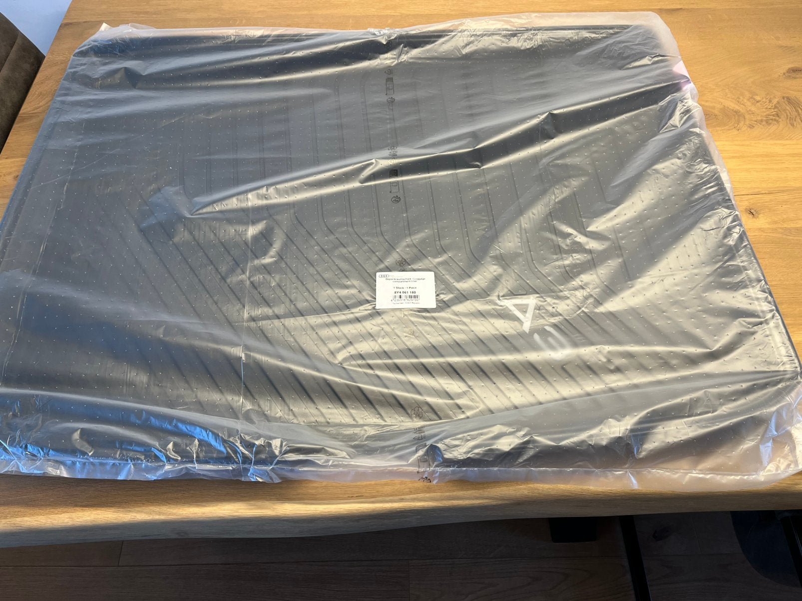 Bagageschaal Audi A3, Ophalen, Nieuw