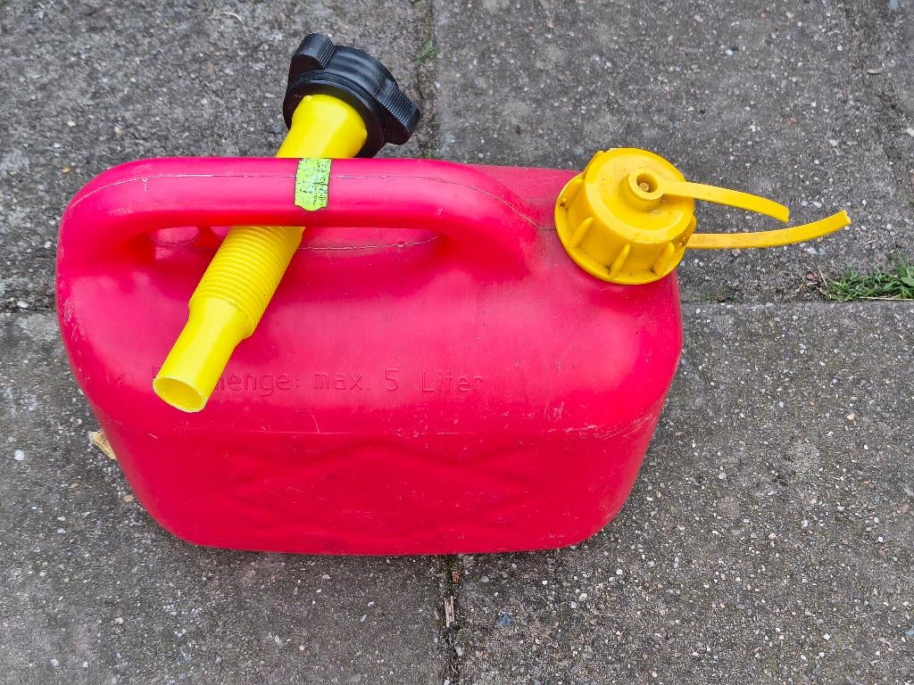 Jerrycan Benzine 5 Liter Met Schenktuit, Auto diversen, Overige Auto diversen, Ophalen of Verzenden