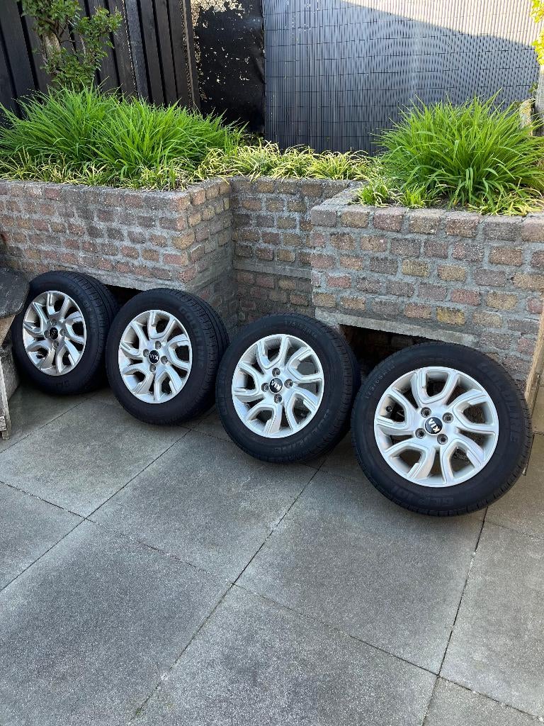 Kia Picanto/Hyuandai I10 velgen met banden, Auto-onderdelen, Banden en Velgen, Ophalen, 14 inch, Gebruikt, 175 mm