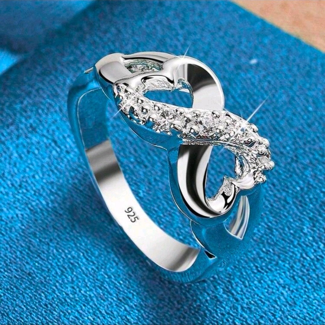 Nieuwe zilveren dames ring, Sieraden, Tassen en Uiterlijk, Ringen, 18 tot 19, Nieuw, Ophalen of Verzenden, Dame