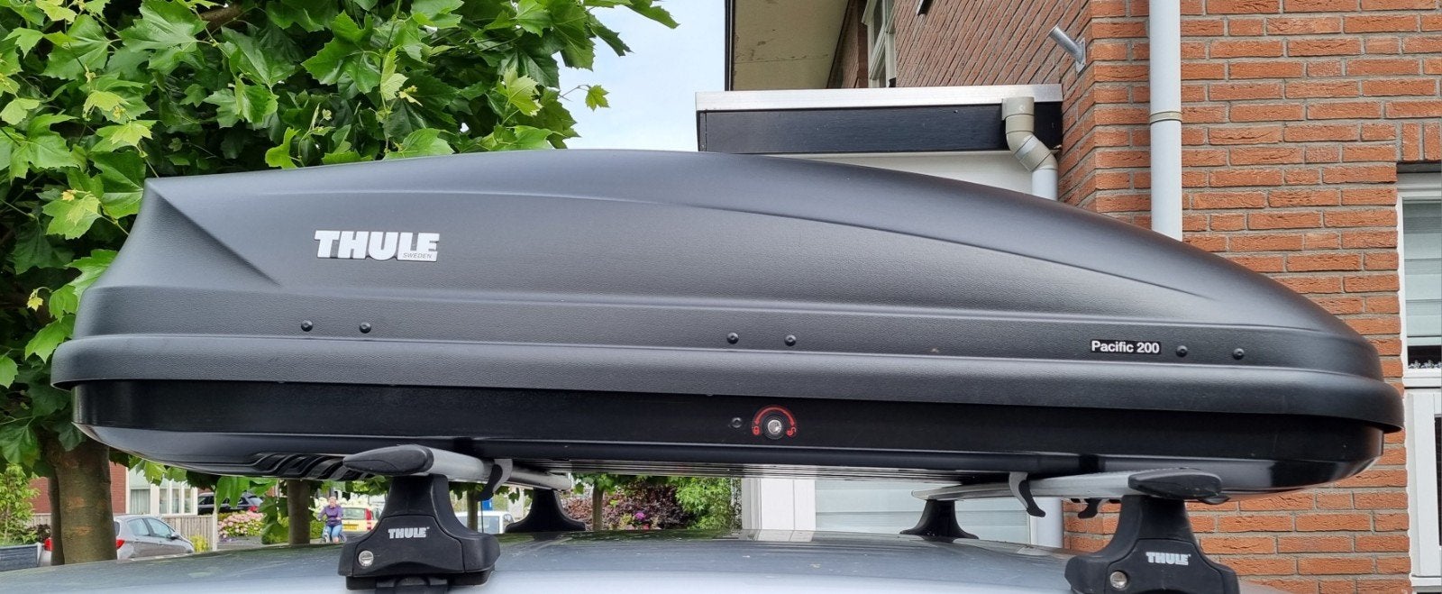 Thule Pacific 200 bagagebox/dakdragers TE HUUR!!, Auto diversen, Dakkoffers, Ophalen, Zo goed als nieuw