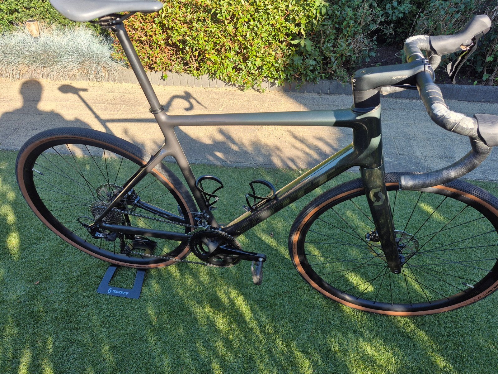 Scott Addict 30  - Zo goed als nieuw, 28 inch, Zo goed als nieuw, 57 tot 61 cm, Meer dan 20 versnellingen