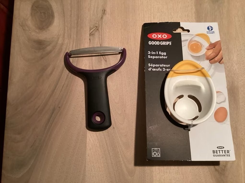OXO Good Grips Dunschiller & Eischeider Set., Overige typen, Ophalen of Verzenden, Zo goed als nieuw, Meerkleurig
