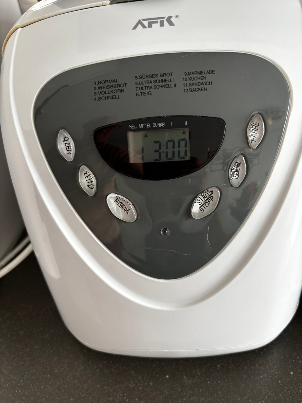 AFK Broodbakmachine met timer en kijkvenster, Gebruikt, 800 tot 1200 gram deeg, Kijkvenster, Ophalen