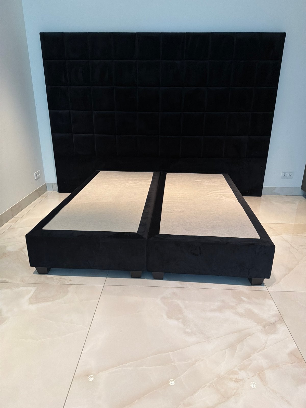 Tweepersoons boxspring met hoofdbord - Zwart, Ophalen, Gebruikt, Zwart, Tweepersoons