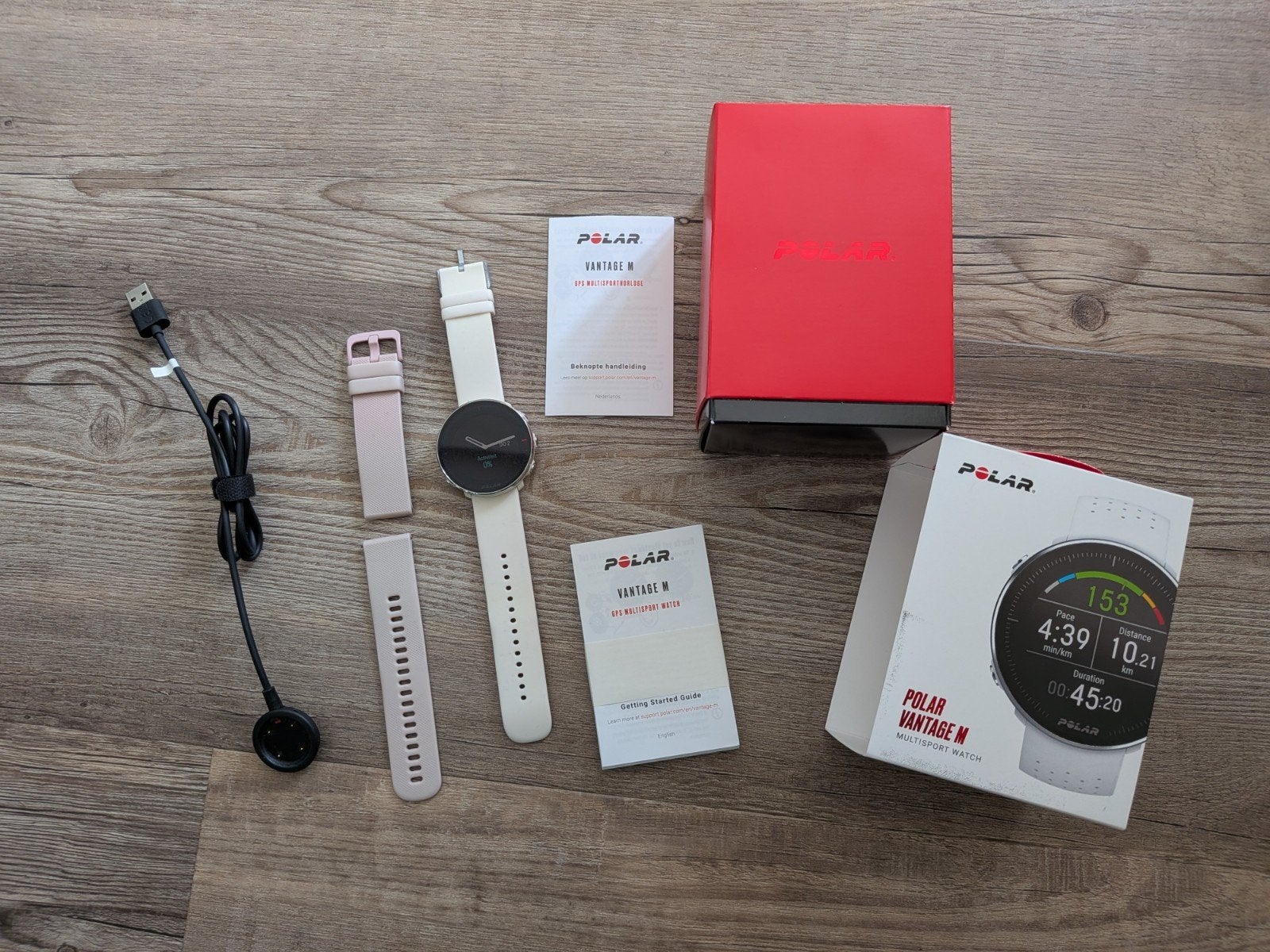 Polar Vantage M GPS Multisport Horloge (1 knopje defect!!!!), GPS, Gebruikt, Wit, Ophalen of Verzenden