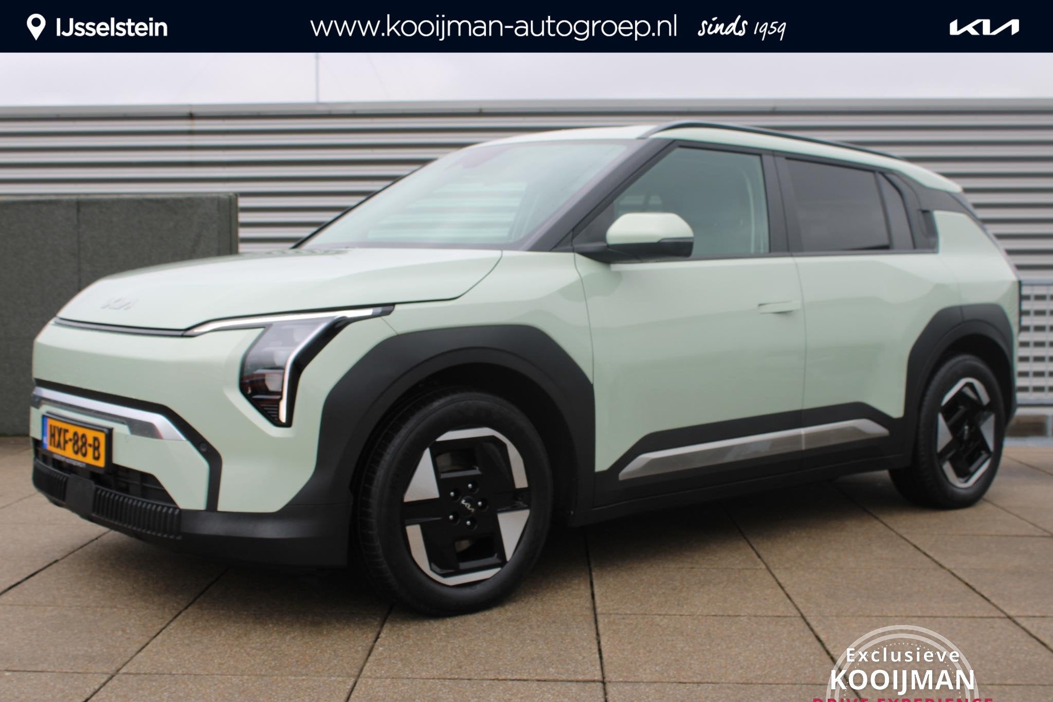 Kia EV3 Plus 81.4 kWh Stuur+Stoel verwarming / Navigatie / C, Auto's, Stof, Origineel Nederlands, 204 pk, 1000 kg