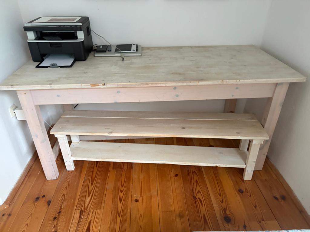 Houten tafel/bureau met passend bankje, Huis en Inrichting, Tafels | Sidetables, Ophalen, 100 tot 150 cm, Zo goed als nieuw, 25 tot 50 cm